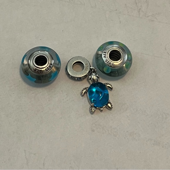 Pandora Blue Ocean and bubble charms with Turtle dangle charm - Picture 4 of 4